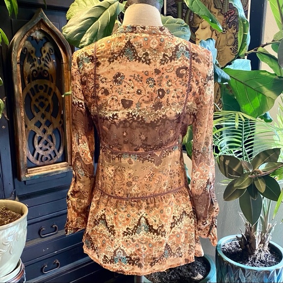 BKE floral chiffon pleated button peasant top - Picture 8 of 13